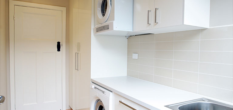 Laminate benchtop in a laundry