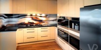 Gorgeous glass splashback image